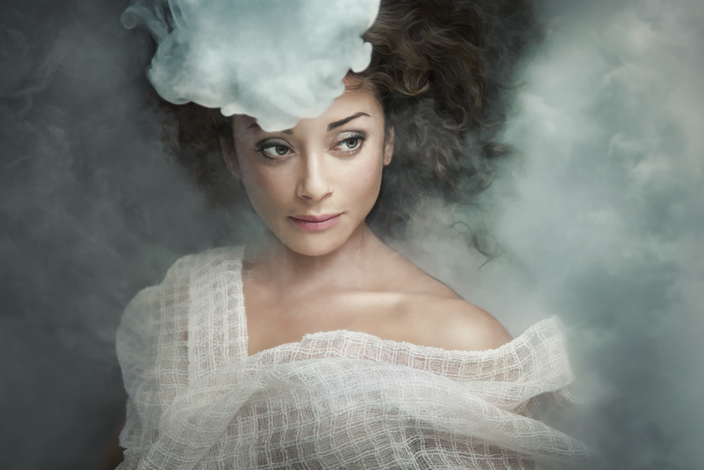 tatiana-lumiere-dry-ice-3